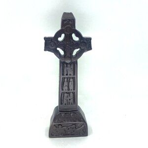 Vintage Island Turf Crafts Hand Carved Wooden Celtic Crucifix Decorative 6.5"